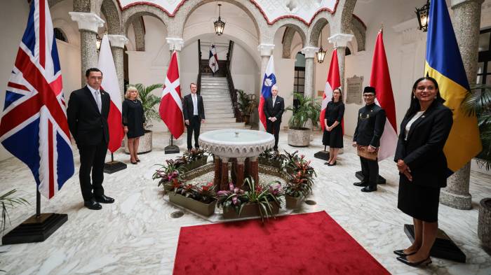 El acto protocolar se realizó en el Salón Amarillo del Palacio de Las Garzas,de la Presidencia de la República.