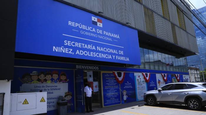 SENNIAF condenó el hecho y el Meduca suspendió a la docente mientras avanzan las investigaciones.