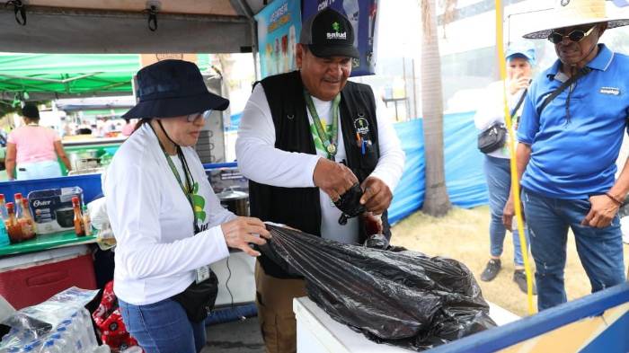 Lluvia y culecos desatan la locura en la Cinta Costera