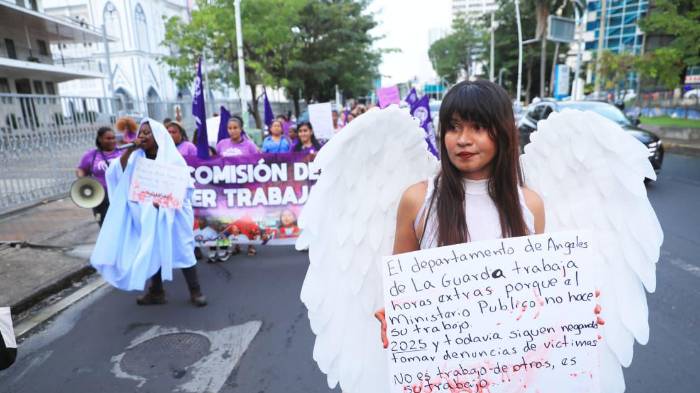 Marcha| ¡Basta de violencia! Mujeres alzan la voz por justicia