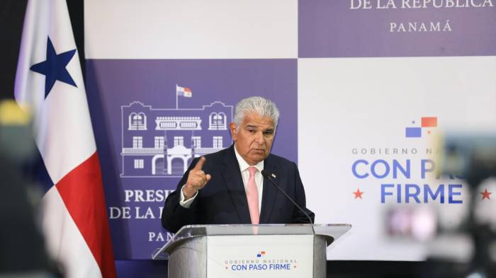 Presidente Mulino se compromete con la libertad de prensa