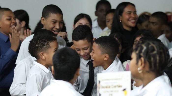 Estudiantes disfrutaron su Día del Estudiante.