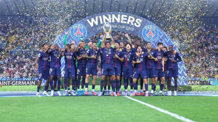 El PSG celebra su primera Supercopa.