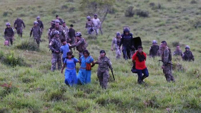 Un grupo de indígenas fueron arrestados por protestar hace una semana en Veraguas.