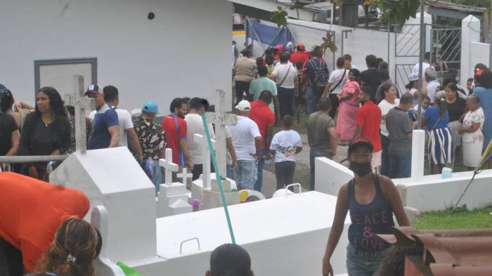 Encuentro con el recuerdo, Día de los Difuntos