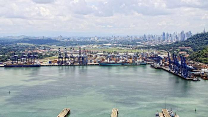 Presidencia se pronuncia por venta de puertos en el Canal