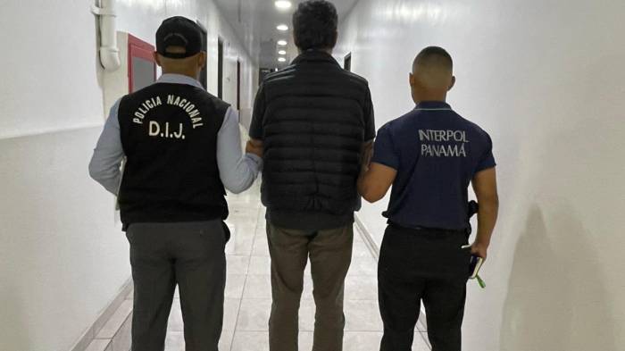 El hombre permanecerá bajo custodia en Panamá