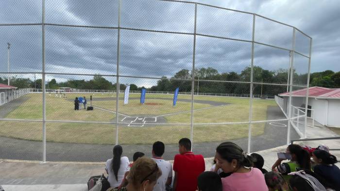 Béisbol: Lanzador Severino González tiene su estadio