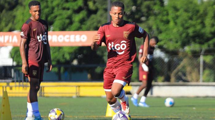 Tienen confirmado tres partidos amistosos en su campamento en Dubai.