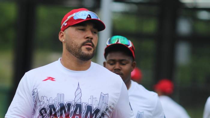 Leonardo Bernal prospecto #4 de los Cardenales de San Luis.