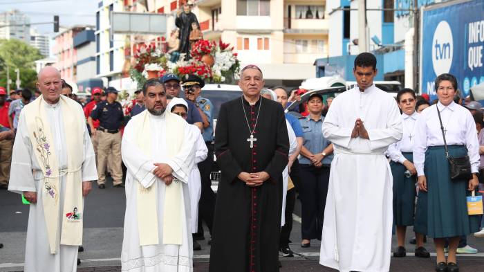 El arzobizpo de Panamá, monseñor José Domingo Ulloa lideró la misa principal de la festividad.