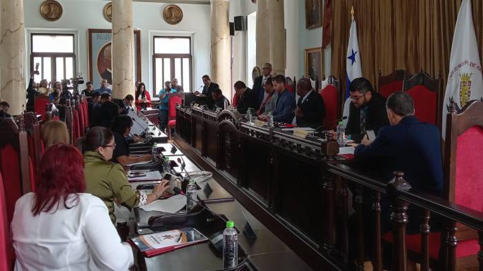 Vista de las reuniones del Concejo Municipal del distrito capital.
