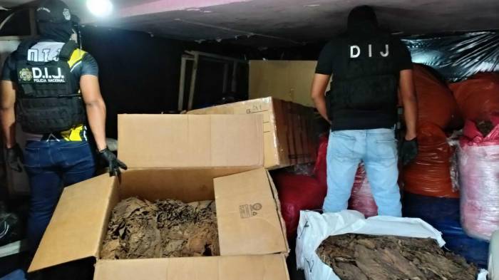 Tres personas fueron aprehendidas durante el operativo realizado en Panamá Oeste.