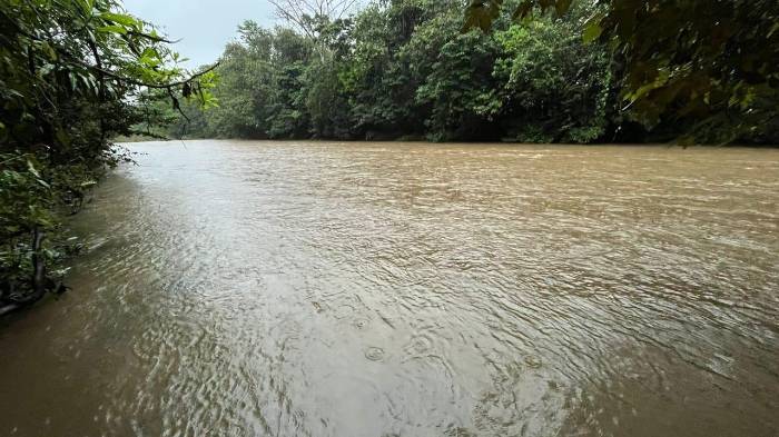 Autoridades y residentes mantienen búsqueda.