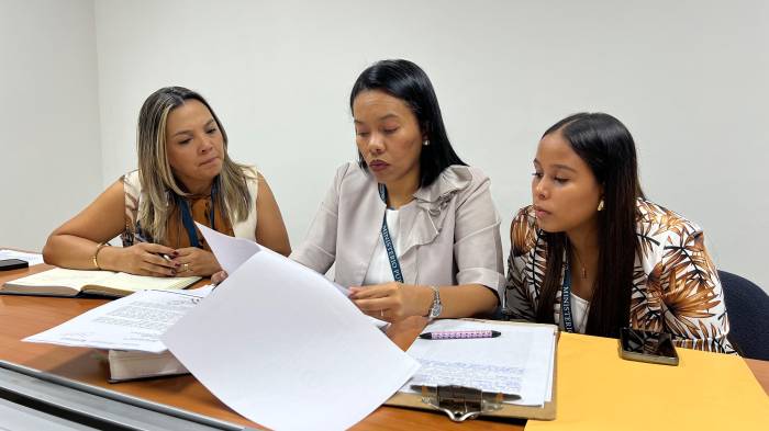 Fiscalía Anticorrupción investiga diplomas falsos en el Meduca