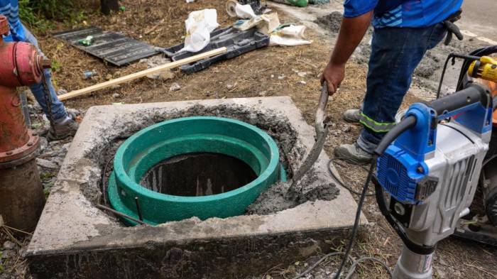 Las tapas recicladas reducen accidentes y robos, beneficiando a miles de residentes en Panamá Este.