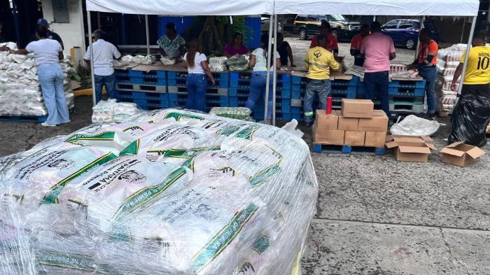 Tiendas del IMA operarán con horarios reducidos mientras el personal trabaja en la logística de las Naviferias 2025.