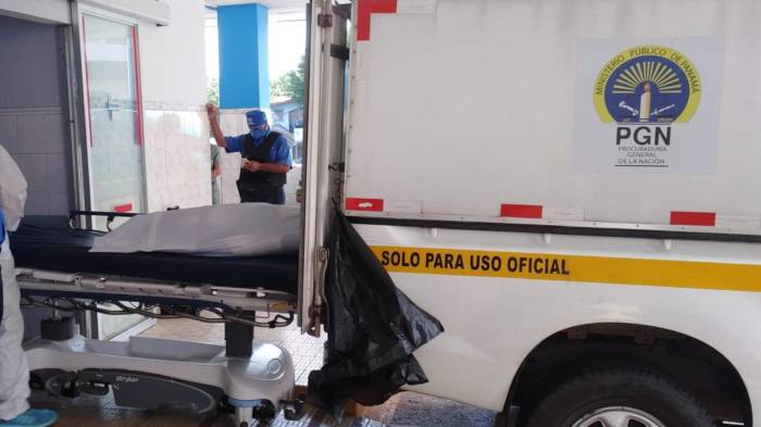 La víctima fue trasladada a la Policlínica del Seguro Social de Arraiján, donde falleció pese a los esfuerzos médicos.