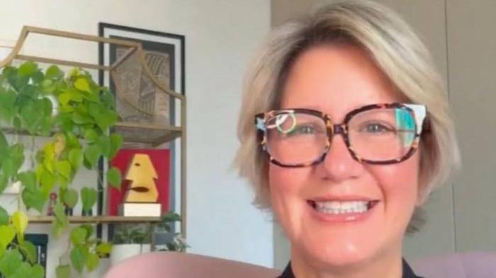 Lorena Castillo habló sin filtros sobre complots políticos, su matrimonio y el renacer emocional que vive hoy.