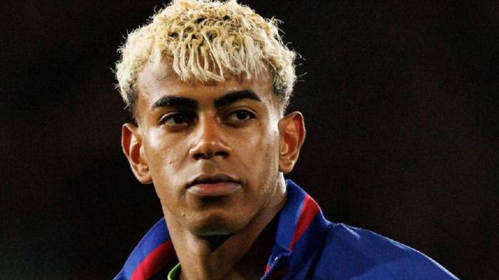 Lamine Yamal va día a día.