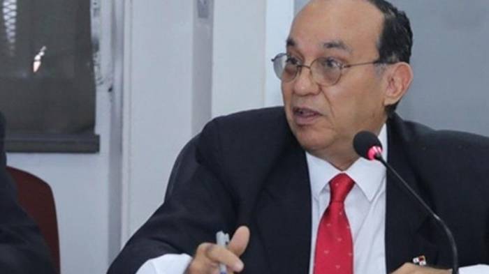 Flores: No cederemos el campus