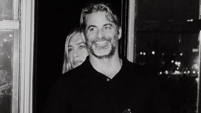 Tomada de redes / @jenniferaniston