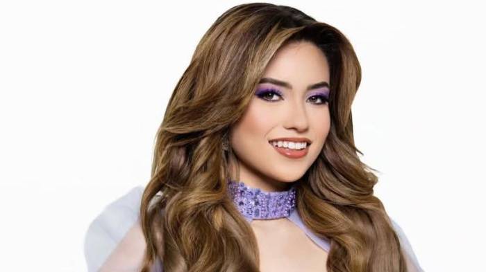 Redes Sociales/@callearribalt