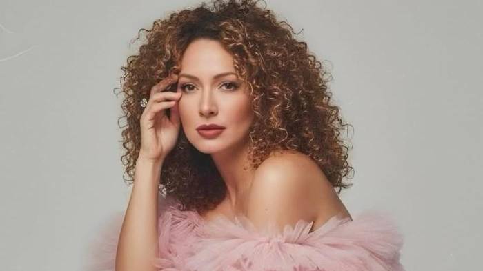 Redes Sociales/@erikaender