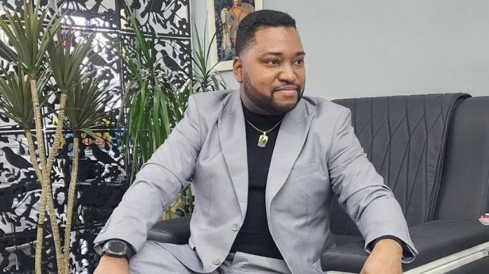 Japanese renace en Madrid gracias al talento de famoso barbero panameño