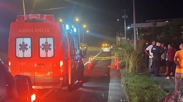 Paramédicos acudieron a brindar los primeros auxilios.