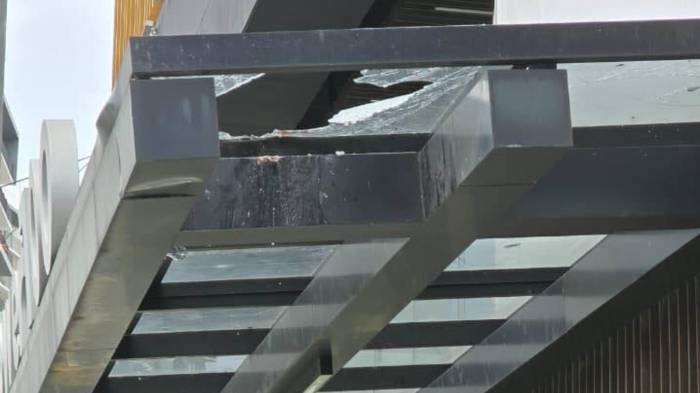 Unidades del Ministerio Público y del IMELCF realizaron diligencias en el PH Greenwood Tower, donde ocurrió el lamentable hecho.