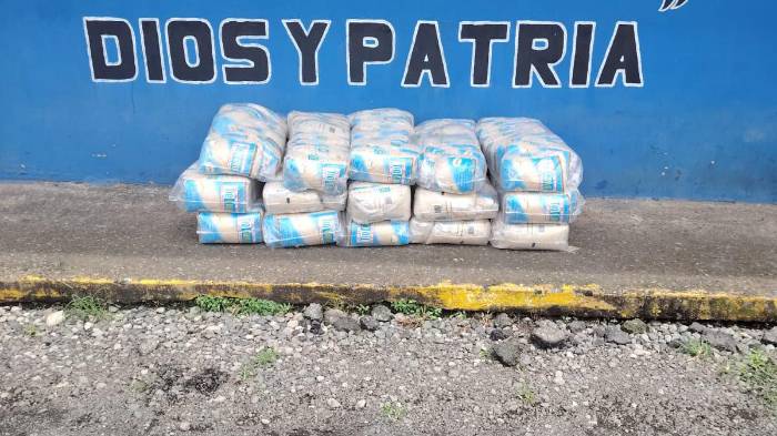 Tres aprehendidos por hurto de arroz en el IMA