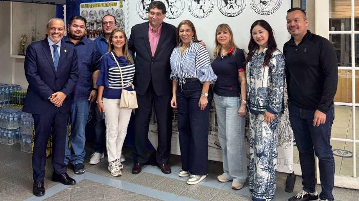 Reeligen directiva del Colegio Nacional de Abogados