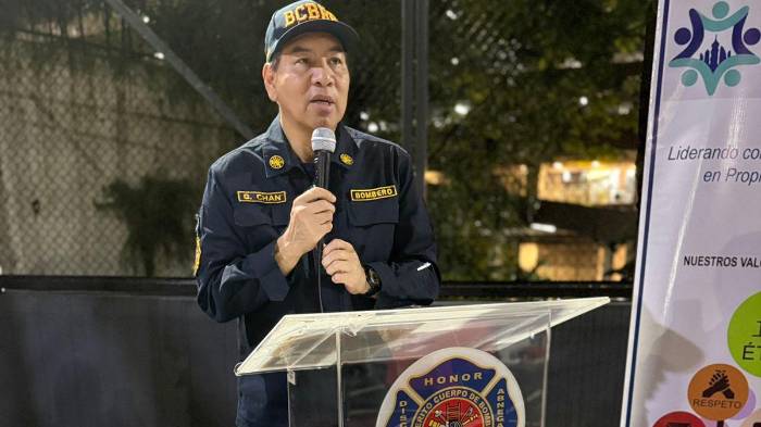 Subdirector general Gonzalo Chan.