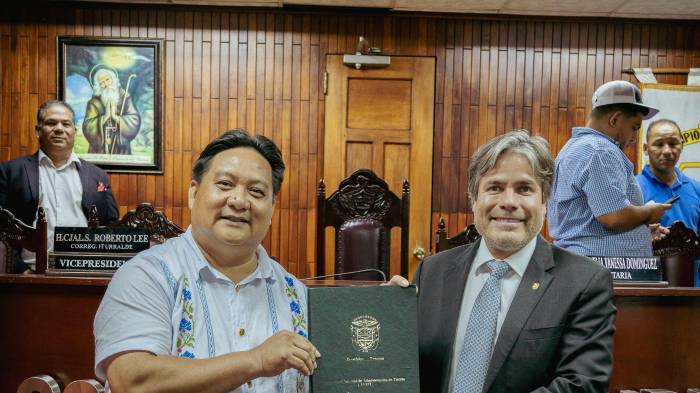 FIirma de convenio con la Alcaldía de La Chorrera.