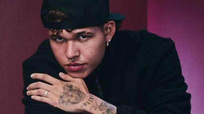 Redes Sociales/@beele