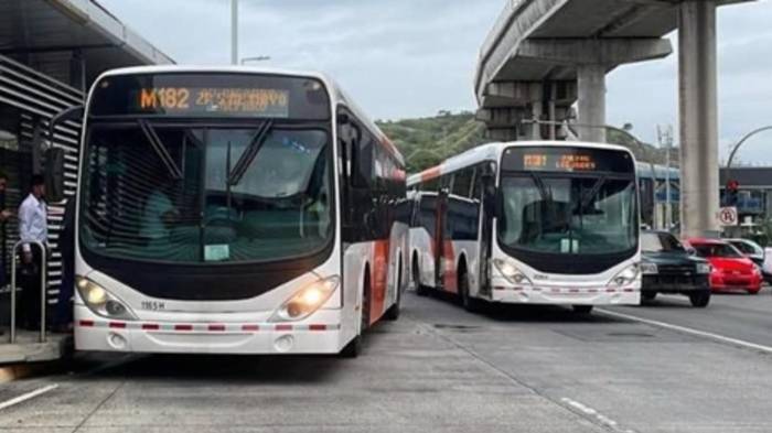 Desvíos hasta las 6:00 p.m.