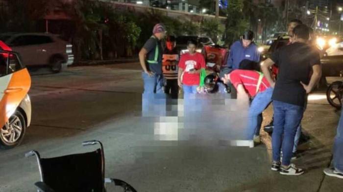 Paramédicos intentaron reanimar al hombre en silla de ruedas, pero ya había fallecido al momento de su llegada.