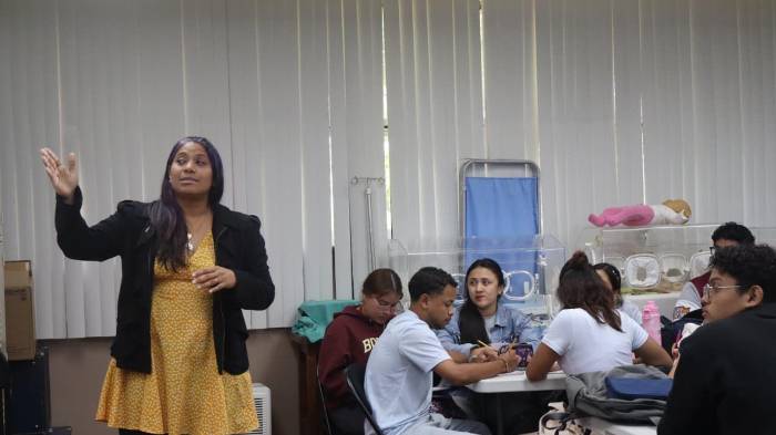 Aulas de la facultad. Se gradúan cientos de profesionales al año.