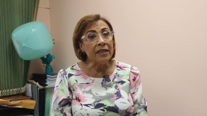 Magali Díaz Aguirre, Doctora en Enfermería, es la editora de la revista científica de la Facultad de Enfermería.