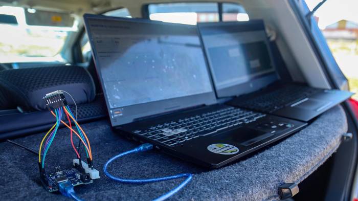 Fotografía de un dispositivo diseñado para medir de forma rápida y precisa los niveles de contaminación en el agua, este miércoles en Viacha (Bolívia). EFE/ Gabriel Márquez.