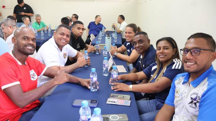 Figuras del fútbol panameño se unieron a la I Copa Amistad China-Panamá 2026
