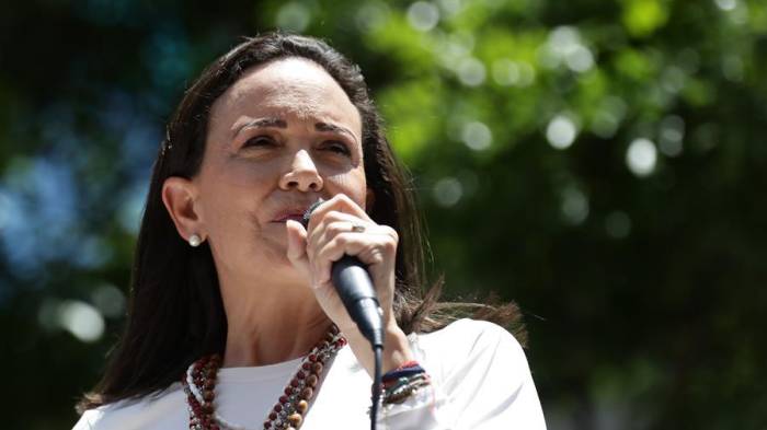 María Corina Machado dice que Nicolás Maduro está “acorralado” dentro y fuera de Venezuela