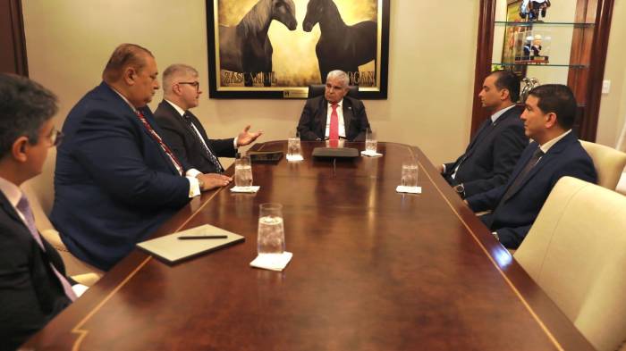 Mulino se reunió con representante de la Organización de Aviación Civil Internacional