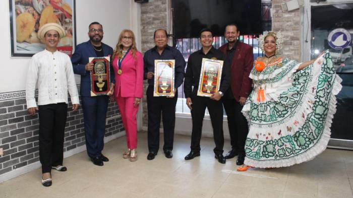 Panameños reciben el ‘Tumi de Oro Award’ y la medalla al ‘Talento y Valor Nacional’