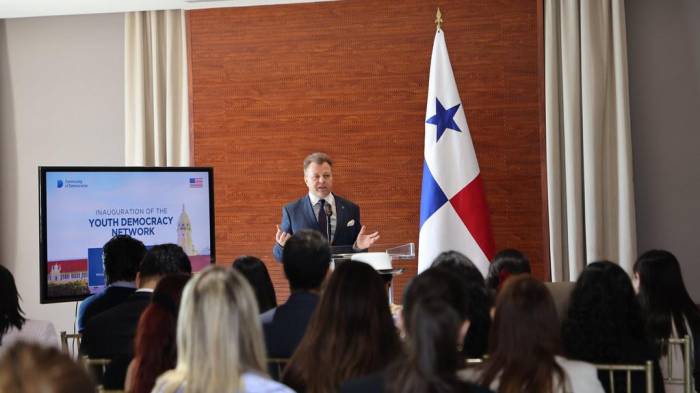 Lanzan desde Panamá la red mundial de jóvenes demócratas