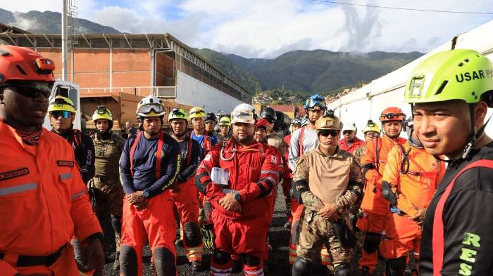 Rescatistas panameños han trabajado en 170 estructuras en Venezuela