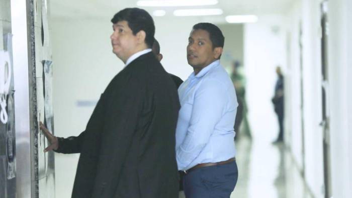 Luis Oliva dirigió la AIG durante la administración de Laurentino Cortizo y ahora enfrenta investigaciones por presuntas irregularidades en plataformas estatales.