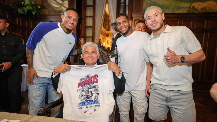 Mulino recibe a la Selección tras histórico pase al Mundial