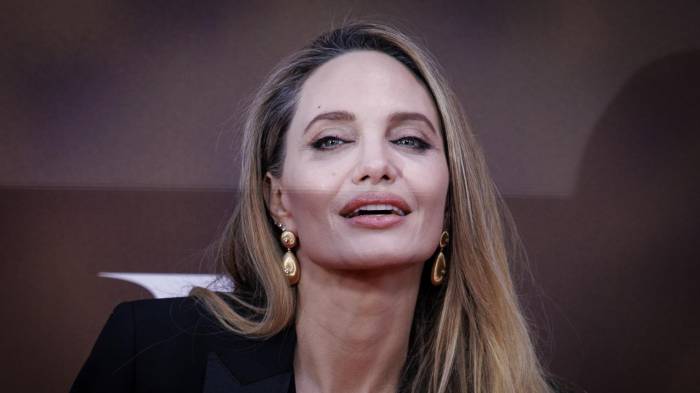 Jolie interpretará a una directora de cine.